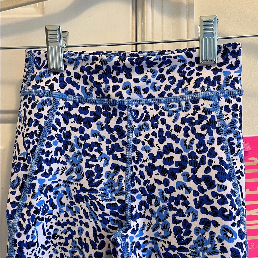 LILLY PULITZER Luxletic UPF 50 Childs XS 2-3 leggings - Picture 2 of 6